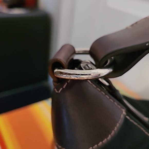 Dooney & Bourke Vintage Wayfarer Nylon Black Shoulder Bag EUC - Picture 11 of 14